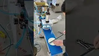 Automatic pita bread making machine