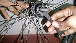 Repair and replacement of front hub  🚲  #Tips #Tricks / #bike #servic @Bikeservice50