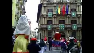 Los Gigantes de Pamplona ¡¡¡no llevan ropa interior!!!
