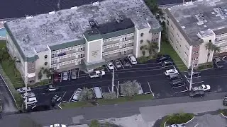 2 nurses held hostage by armed man