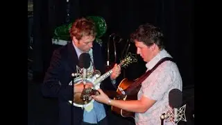 Bryan Sutton and Chris Thile - Raining At Sunset