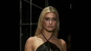 Hailey Baldwin Bieber  Justin Bieber Wife On Runway ❣️😍#shorts #whatsappstatus #wow