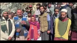 Local residents of Kuchal joyfully sang songs to mark the beginning of the PMGSY road #ShariqSaroori