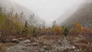 Serene mountain scenery, Peaceful autumn alpine landscape, Calm highland valley with autumn trees