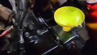 Hero Splendor NXG Oil Changing || Best Engine Oil for bike || Hero Genuine Original oil #bike#shorts