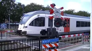 Spoorwegovergang Cuijk // Dutch railroad crossing