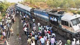 Jhelum Express Train derail near Ludhiana, 3 injured | वनइंडिया हिन्दी