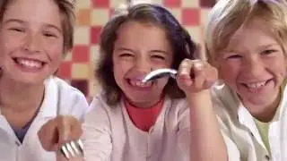 Bugs in the Kitchen 2016 TV Ad