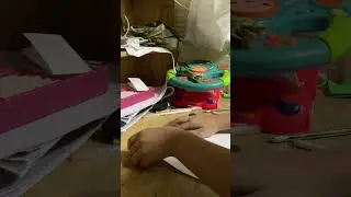 How to make a paper airplane(super easy to make)