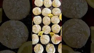 Soft, Chewy and Super Easy Lemon Crinkle Cookies