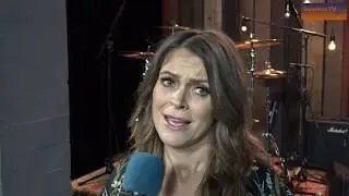 Mama noemt Karen Damen ‘rotjoenk’ op tv