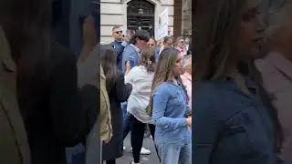 Eggs thrown at PTI protestors outside Avenfield flats