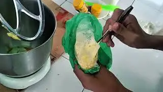 Alat-alat untuk membuat kue pancong 