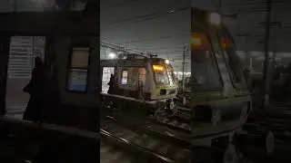 Mumbai Local Train 🚂 Ye Kya 🙀 Ho Raha Hai #maharashtra #mumbai #train