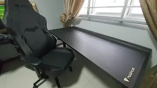 #Secretlab Titan Dark Knight & Magnus Metal desk with MAGPAD desk pad