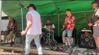 WILEY FOX LIVE AT THE BULL OF THE WOODS, BUNGAY JUNE 21ST 2025 - SWEET DRIVE