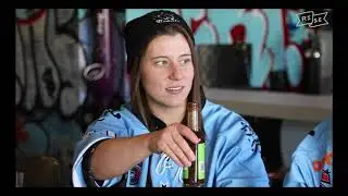 Buffalo Beauts players endure Lloyd's spiciest dishes