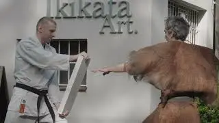 Pokaz tameshiwari - shihan Michał Piotrkowicz 6dan