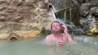 La source d&rsquo;eau chaude F&eacute;lix et du Croizat &agrave; Mont-Dore