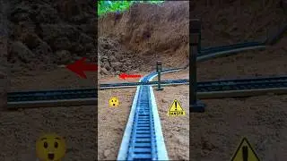 Two Trains Collide at Dangerous Crossing 🚨 | Diorama Train Accident