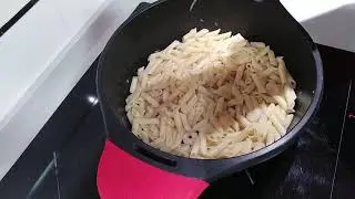Macarrones con atún y ganbas