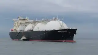 ENERGY PROGRESS　離岸・出港　LNGタンカー(Liquefied Natural Gas Tanker)