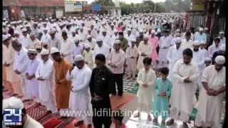Islamic prayer ritual reduces back pain and increases joint elasticity