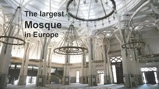 The great Mosque of Rome Italy / Architecture masterpiece