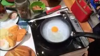 Swiss Diamond Ultimate Nonstick Egg Demo