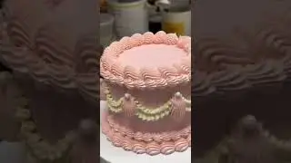#cake #shortsfeed #cakedecoration #cakedesign #cakedecorating #trendingcakes #shorts #ytshorts #yt