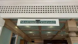 Eating at Martha's Vineyard in the Beach Club Resort at Disney World | Small Lounge With Appetizers