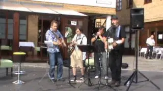 Folk From the Oak in Tudor Square