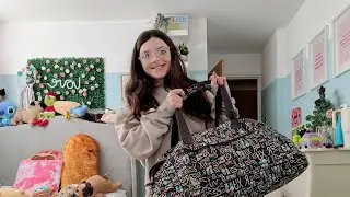 Pack my bag with me for a sleepover