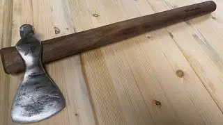 Hand forged tomahak