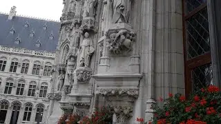 Leuven Town Hall In Belgium: The Best Known Gothic Town Hall Worldwide / Jenny Q