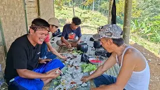 MENIKMATI NASI LIWET DI SAUNG UCUY HARI KEDUA BIKIN JUTAAN ORANG BETAH 