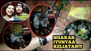 NGAKAK!!! PRANK TEMEN LAGI MASAK CELANANYA DIPELOROTIN SAMPAI KELIATAN ITUNYA