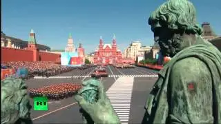 Grandiose parade Russe sur la place Rouge - 9 mai 2015