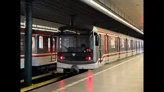 Metrowagonmasz/&Scaron;koda 81-71M DP Praha #3178-#3179 linia B kierunek Čern&yacute; Most