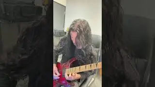 Whammy flutter & Arpeggio Lick In E minor Tutorial