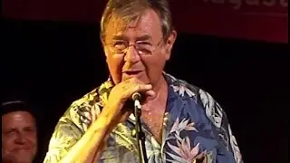 Smack dab in the middle (Ray Charles) Pete York (Spencer Davis Group) live in Friedrichsdorf