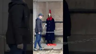 Respect the Guard #royalguards #horseguard #horse #history #buckinghampalace #horseguardsparade