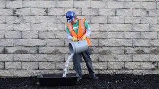 Workmaster Perfect Pour Bucket Demo | AIRMATIC