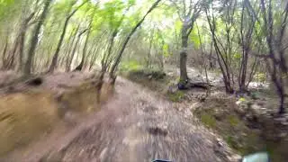 Am sărit cu ATV-ul pe o rampa &icirc;n pădure 😱 | Traseu cu dificultate mare