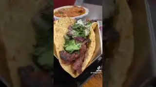 Can&rsquo;t beat some South Texas Barbecue 🙌🏻 #tacos #fajitas #barbeque #salsa #mollejas #southtexas
