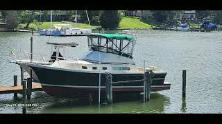 Brewer Yacht Sales 32' Albin 32+2 Command Bridge 1996