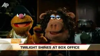 ShowBiz Minute: Russell, Twilight, Martinez