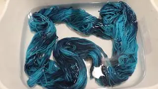 Overdyeing a Twisted Hank of Yarn in an Indigo Vat