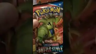 What will I pull out of this Battle Styles Pack? Pokemon Cards #pokemon #pokemoncards #trending