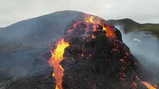 Eldgosi&eth; &iacute; Fagradal